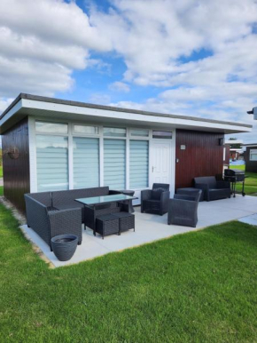Charming 2-Bed Chalet